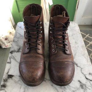 Men’s Redwing Heritage Boots fits 10.5